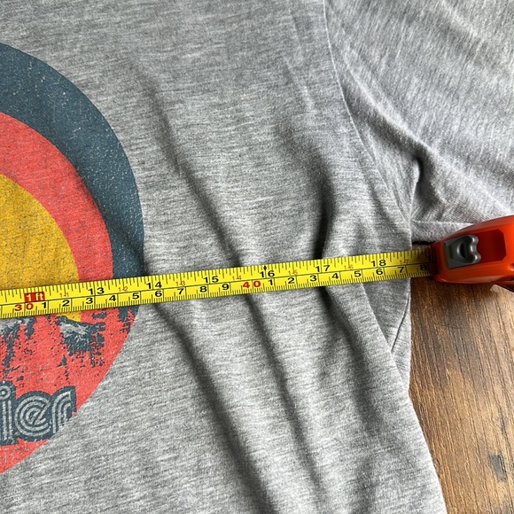 Eddie Bauer Mt Rainier T-Shirt size small - Picture 4 of 5